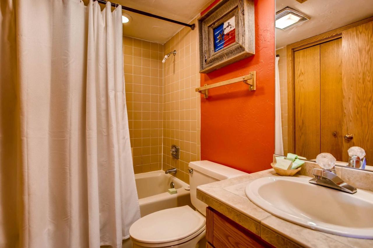 Ski-In Ski-Out 2 Bedroom Condo- Sleeps 6 People Condo Crested Butte Bagian luar foto